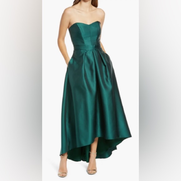 ALFRED SUNG Dresses & Skirts - NWT - Alfred Sung Strapless High/Low Ballgown in Hunter - Size 18